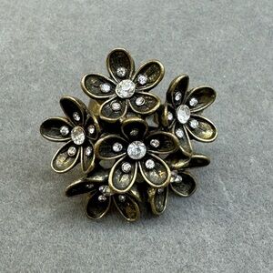Floral Cluster Crystal Ring - Gold Tone
